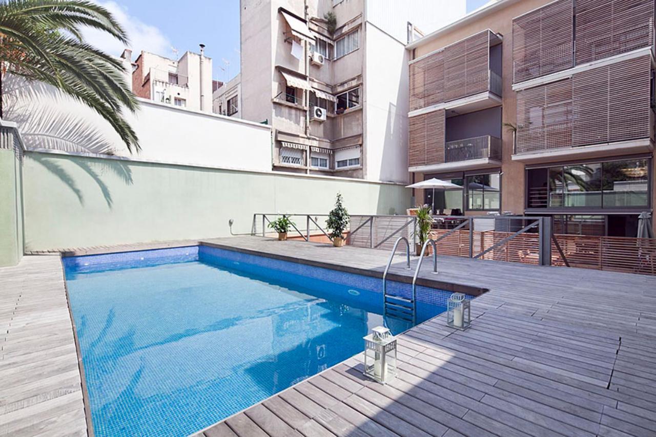 - Gracia Pool Center Barcellona