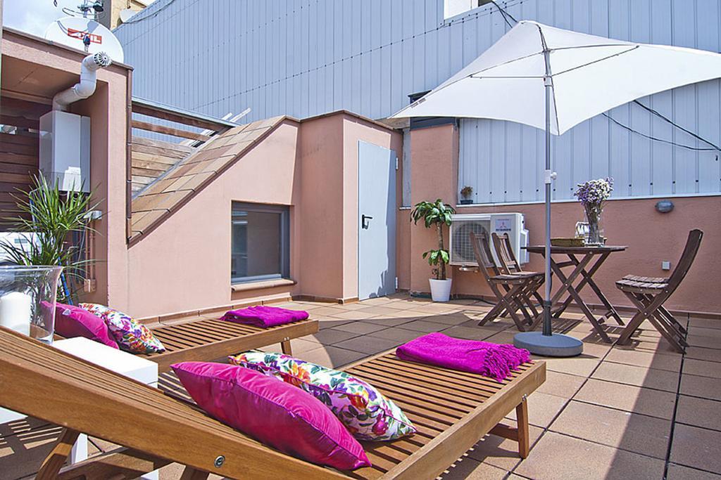 - Gracia Pool Center Barcelona