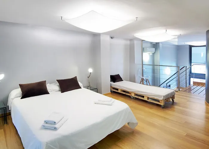 Apartment Barcelona Rentals - Gracia Pool Apartments Center